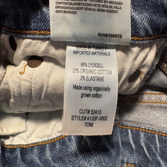 Agolde “Toni” distressed jeans - size 25 - Picture 5 of 10